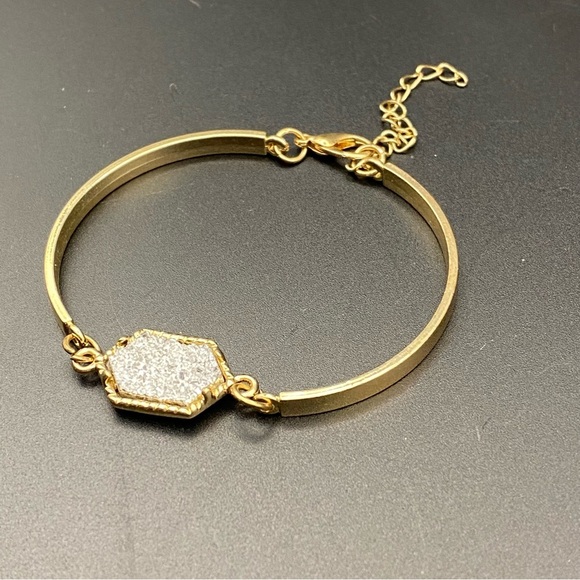 Handmade crystal resin Druzy bracelet - Picture 4 of 5